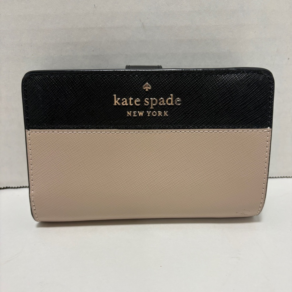 Kate Spade Medium Bifold Wallet